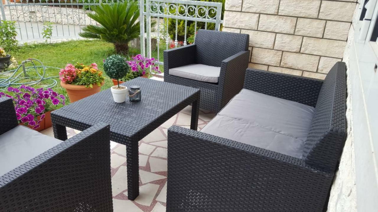 Apartament Apartman Luly Kaštela Zewnętrze zdjęcie