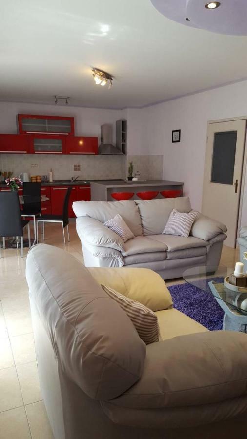 Apartament Apartman Luly Kaštela Zewnętrze zdjęcie